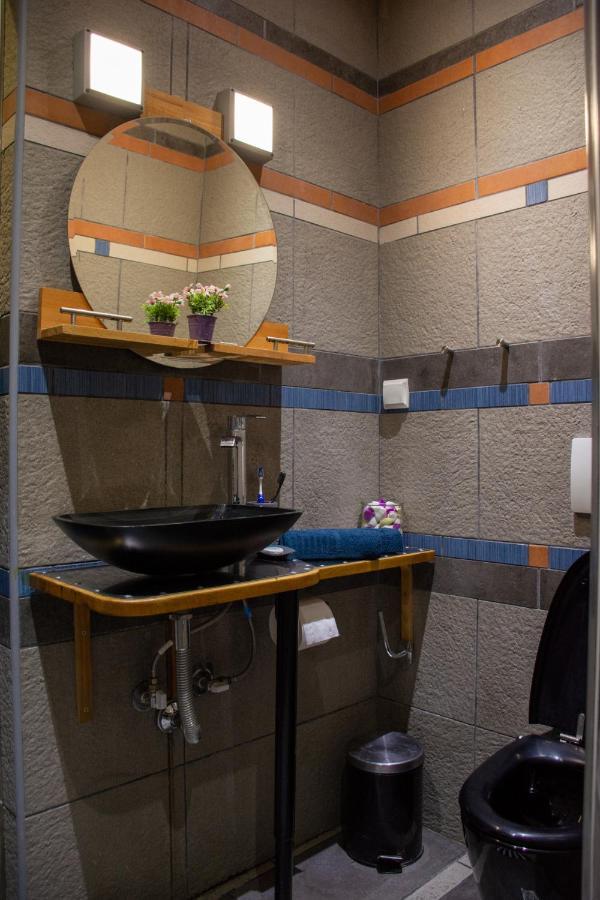 Handcrafted Unique Flat, 200M From The Acropolis Афіни Екстер'єр фото