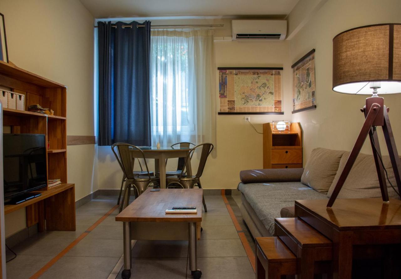 Handcrafted Unique Flat, 200M From The Acropolis Афіни Екстер'єр фото